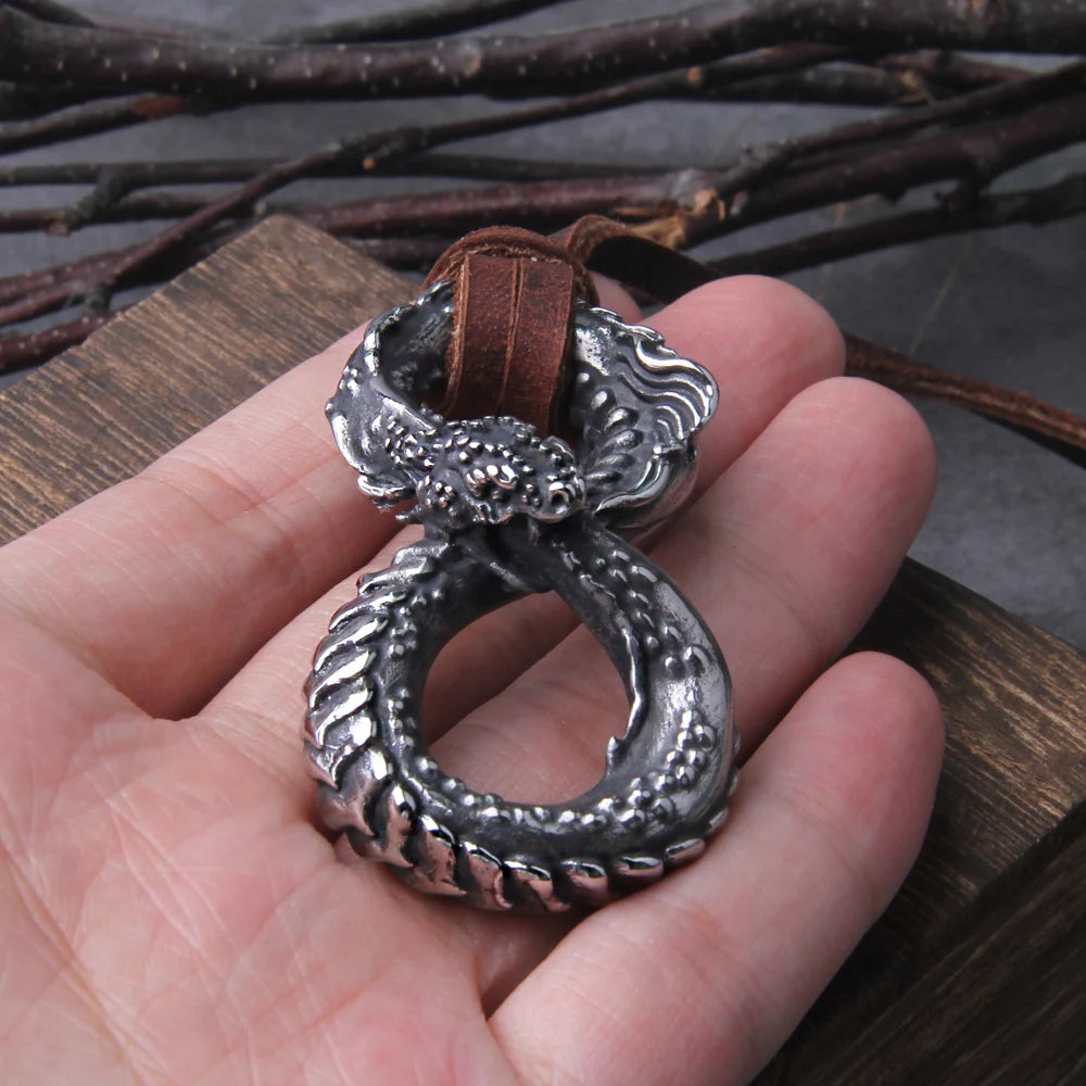 Never Fade Viking Ouroboros vintage punk necklace for men stainless steel fashion Jewelry hippop street culture with wooden box