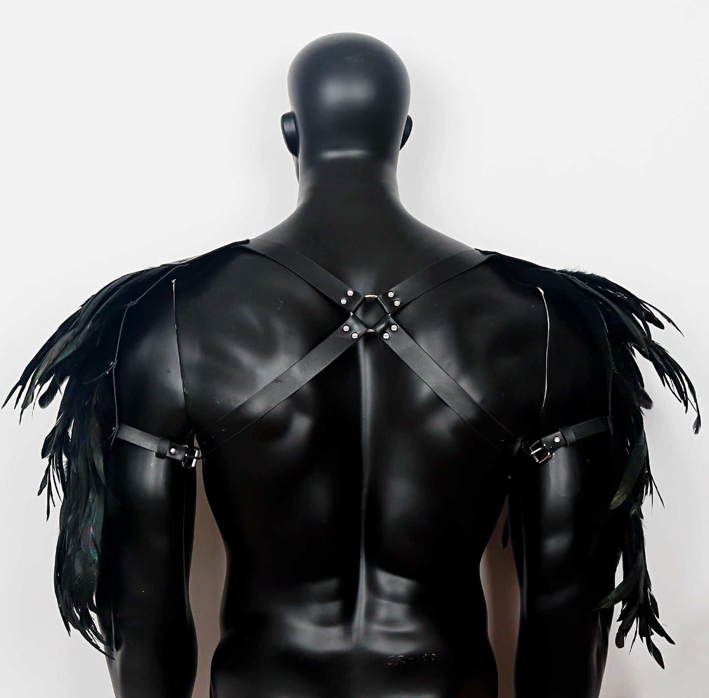 L'VOW Gothic Feather Harness Costume for Men Adjustable Faux PU Leather Shoulder Armor Medieval Guards for Halloween Cosplay Black