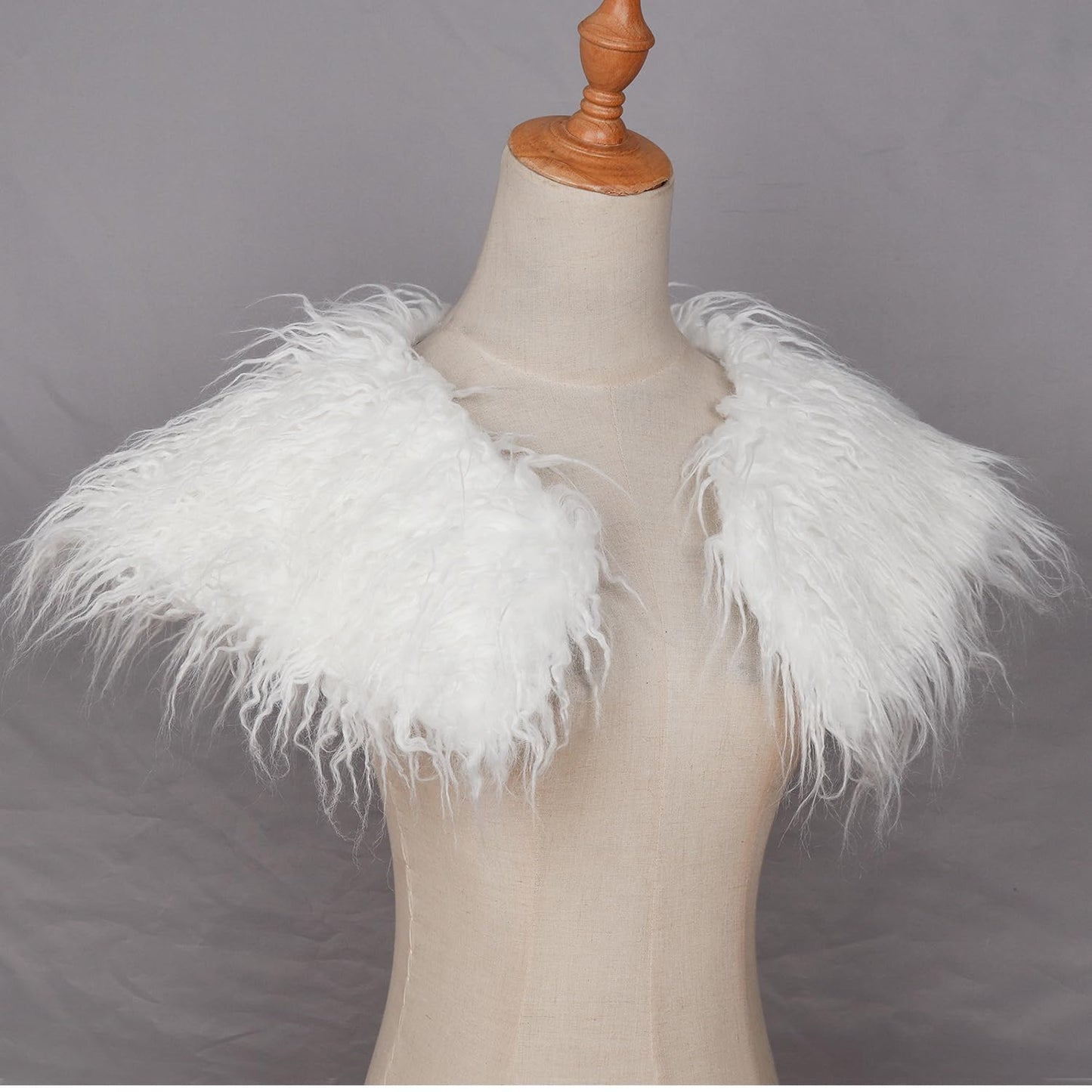 Viking Queen Faux Woolen Fur Collar Shoulder Wrap