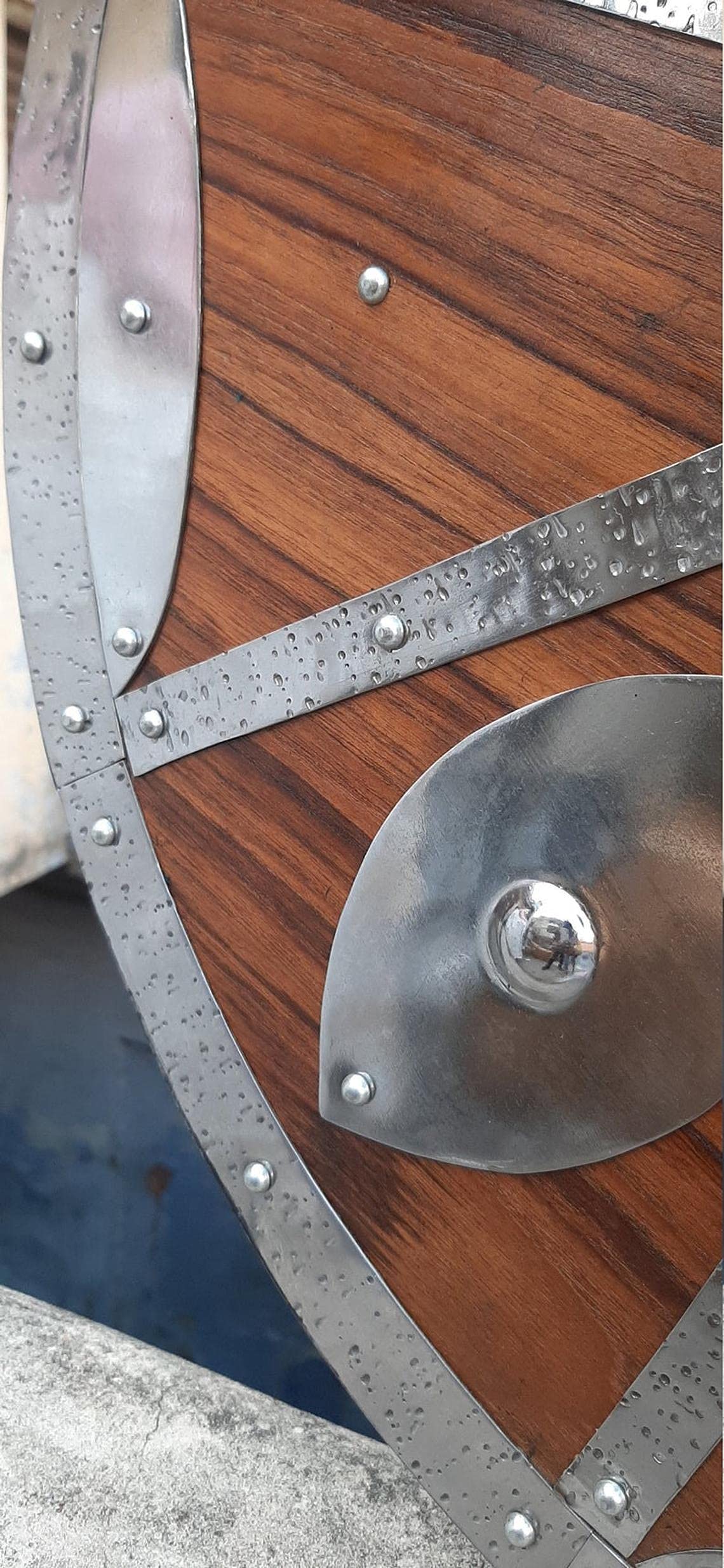 Vintage King Medieval LARP Warrior Wood & Steel Viking Round Shield, 24"