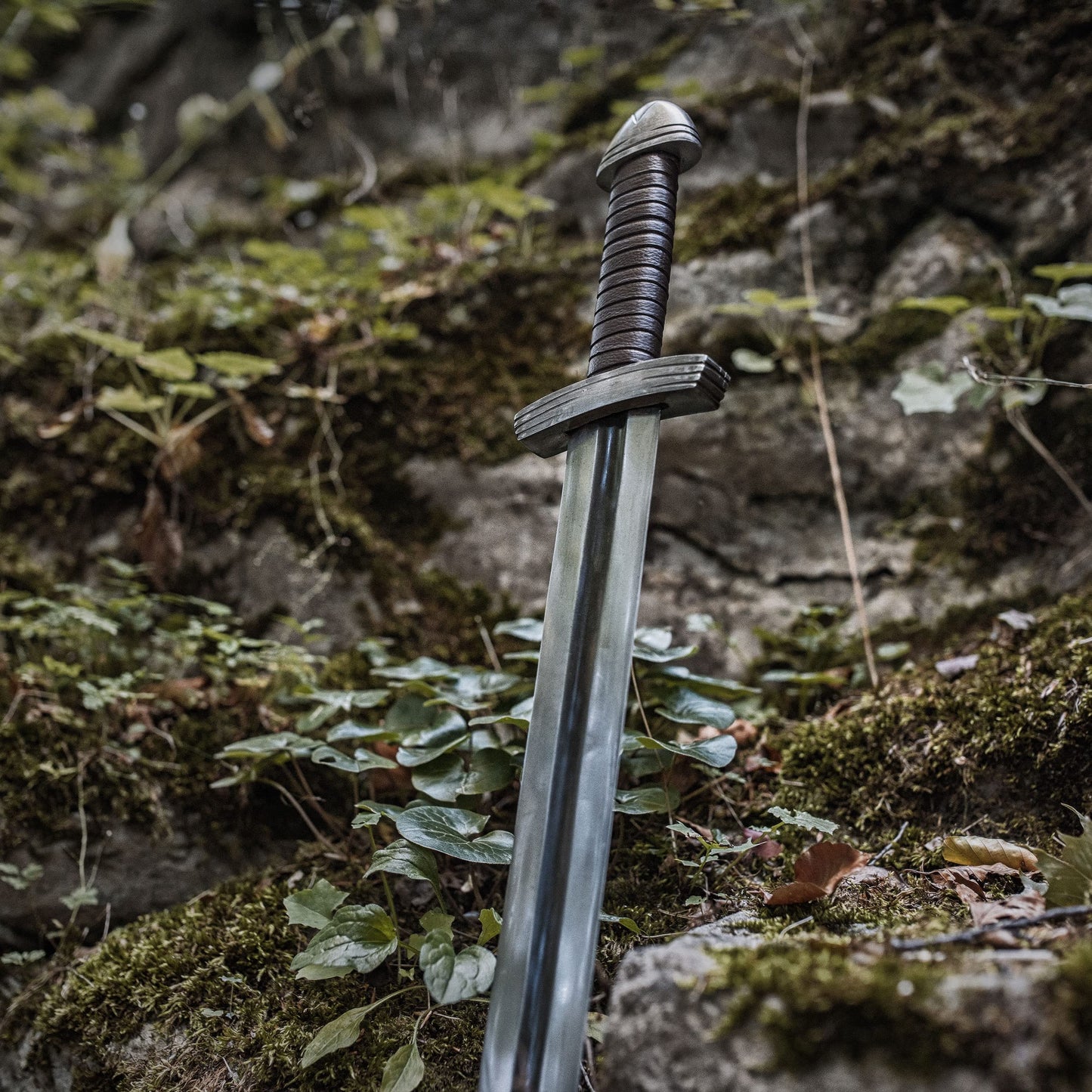 Spring Steel Viking Sword Helbítr